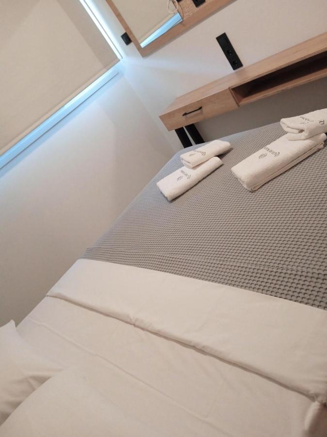 Q Luxury Rooms Paleros Экстерьер фото