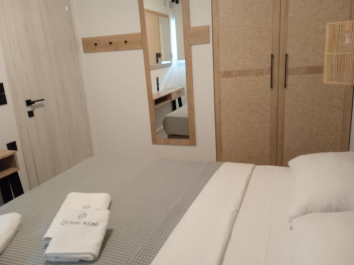 Q Luxury Rooms Paleros Экстерьер фото