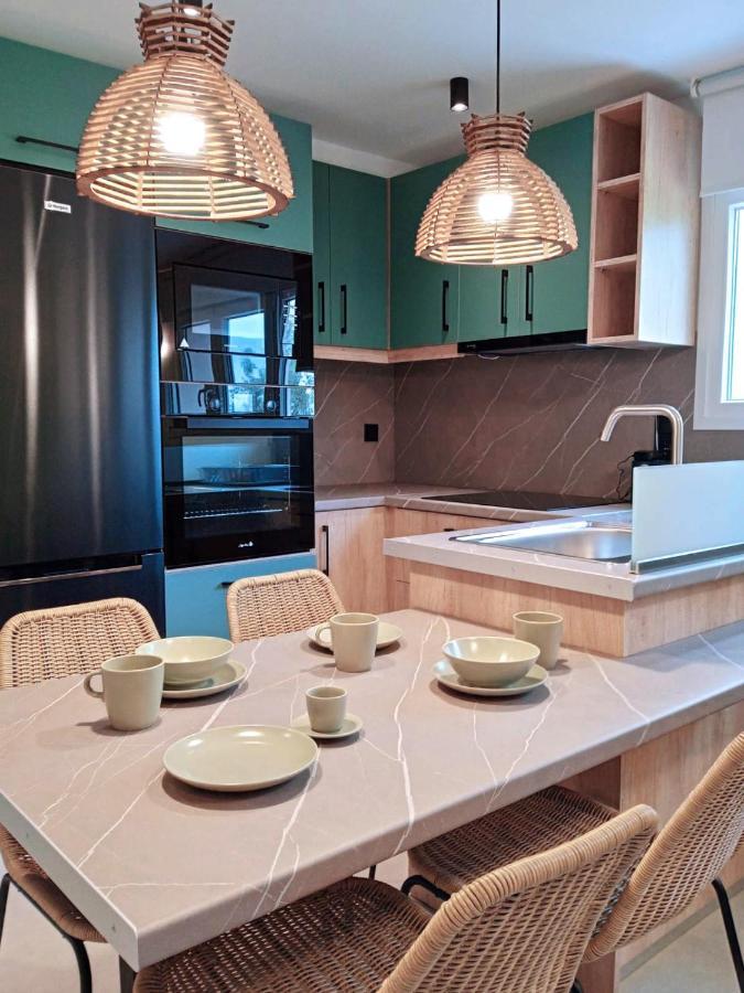 Q Luxury Rooms Paleros Экстерьер фото